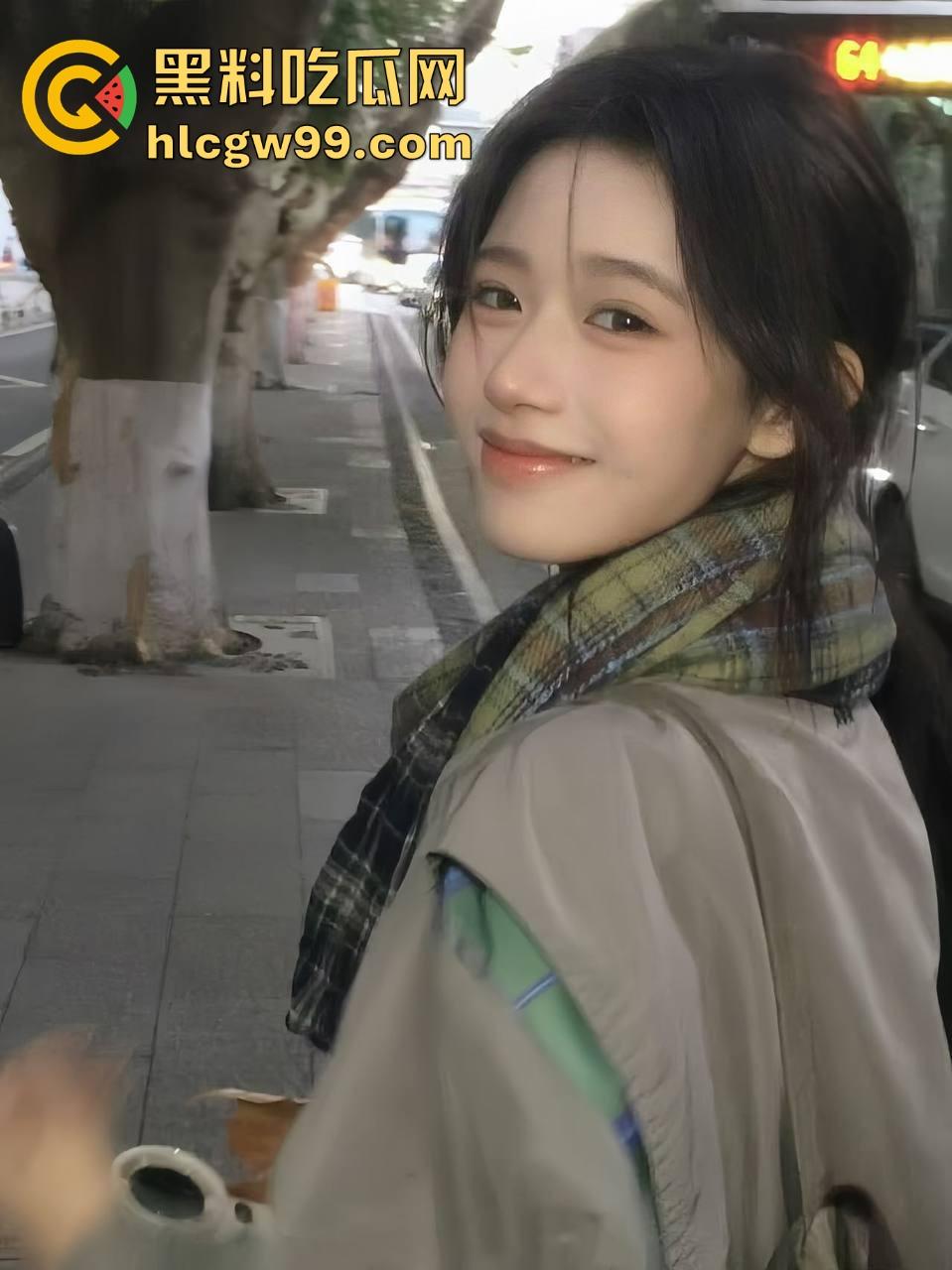 顶级约炮大神出手专约00后清纯妹子 ,撸猫变撸管,后入练手后直接自己坐上来摇到中出,套掉了都没发现!