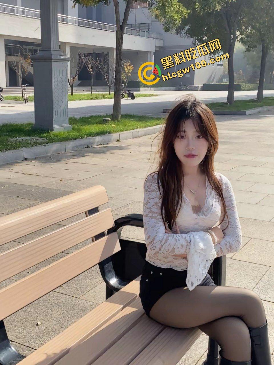 山西工程科技大专甜御女神反差母狗『张怡颖』跨年夜酒店蒙眼调教口交 SM淫语爆操粉穴骚逼！独家原创流出！