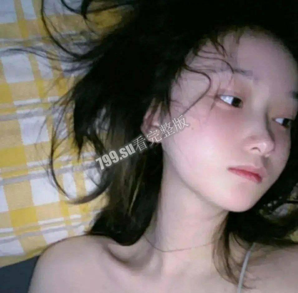 B 站网红 秃崽 被爆拿粉丝的钱与富哥啪啪