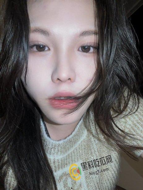 衡阳交通学院清纯校花 陈馨 特爱吃肉棒 口交技术一流 把男友口的欲仙欲死 不停呻吟