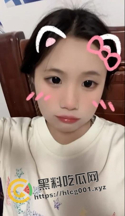 广东反差高中生的破处计划!这大黑逼没少自慰 渴望真正的被男人插入 十几年的禁欲 这不得把人吃了