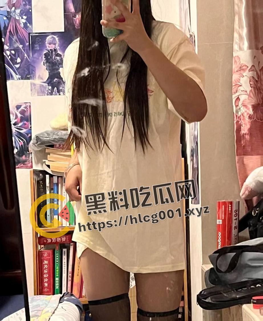 广东反差高中生的破处计划!这大黑逼没少自慰 渴望真正的被男人插入 十几年的禁欲 这不得把人吃了