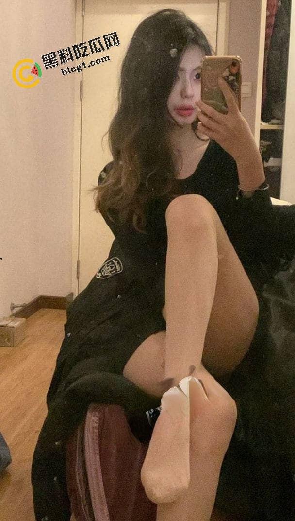 抖音模特小姐姐『诺崽超甜甜甜』性乱交男友朋友 视频流出