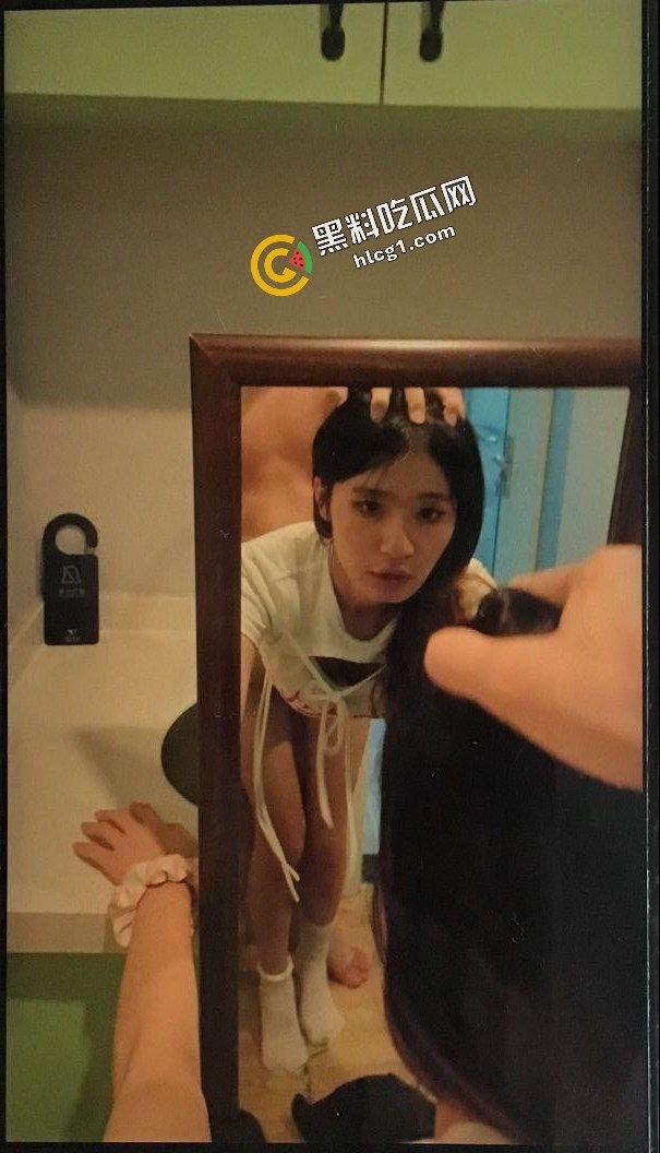 抖音模特小姐姐『诺崽超甜甜甜』性乱交男友朋友 视频流出