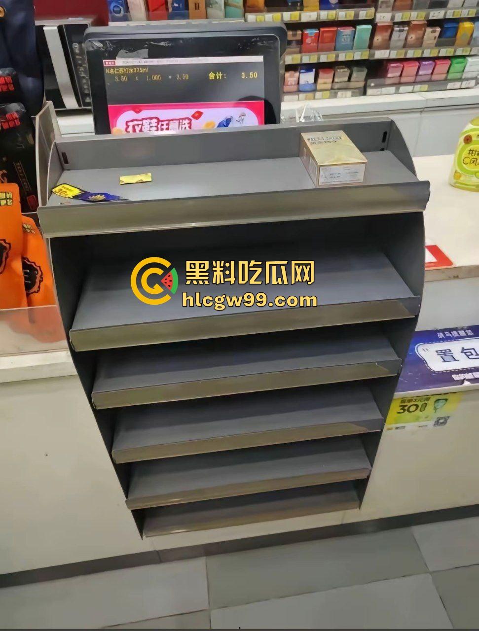 饥饿单男美团外卖点餐!外卖员调侃情人节单子全是避孕套,就你点饭还猴急,这是真的饿了啊!