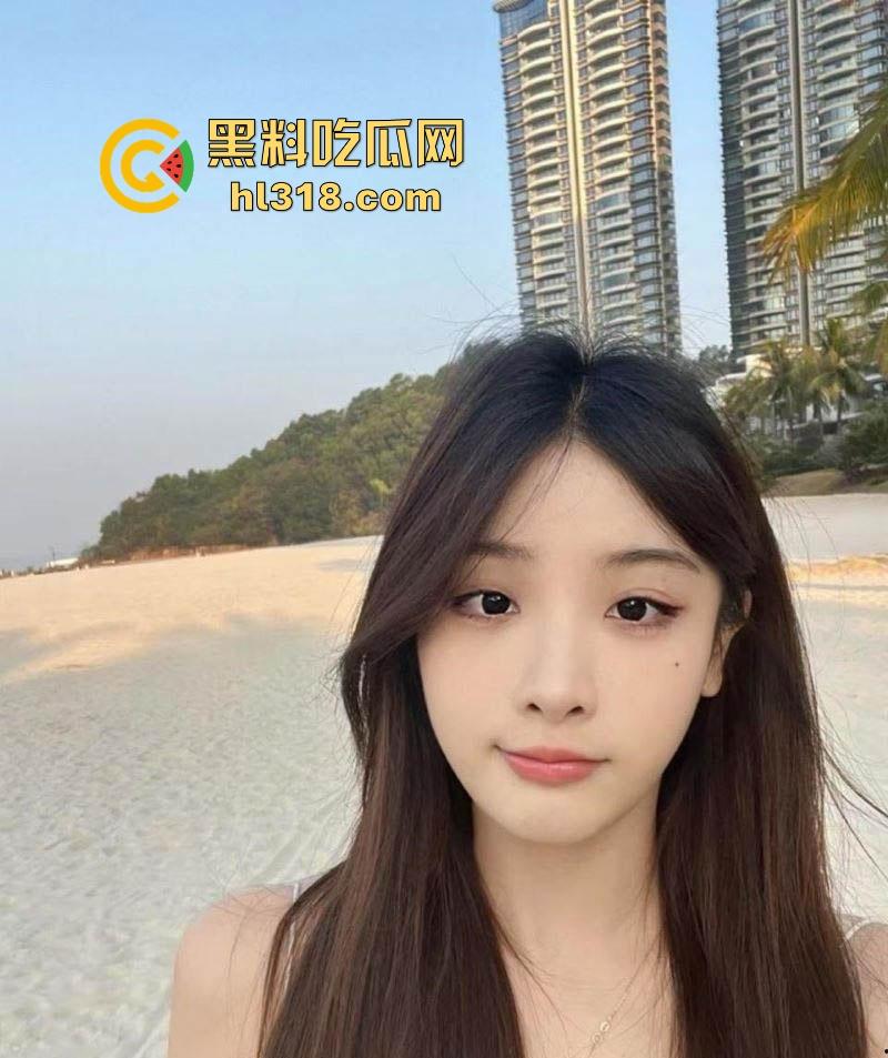 广西师范大学【秦玉莹】与男友性爱视频曝光流出!床上化身淫荡尤物,边被猛操边玩玩具,淫水狂流!