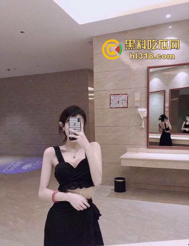 广西师范大学【秦玉莹】与男友性爱视频曝光流出!床上化身淫荡尤物,边被猛操边玩玩具,淫水狂流!