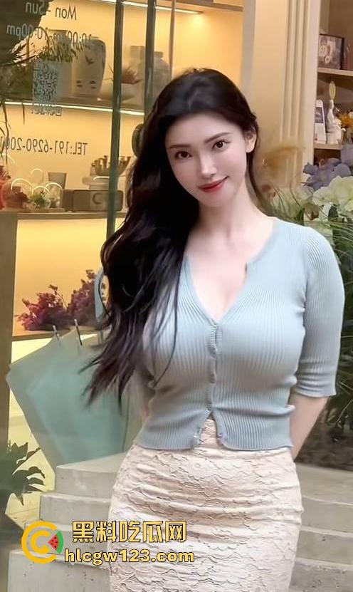 高颜值巨乳网红【刘斯斯】性爱视频流出 极品大奶 诱惑反差 男友鸡巴进去了还不满足扭来扭去的 骚出天际!