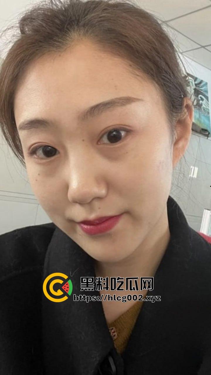 广东30岁极品性瘾骚妇欣欣背着丈夫勾引领导带回家无套啪啪!骚话不断 领导直接被榨干!