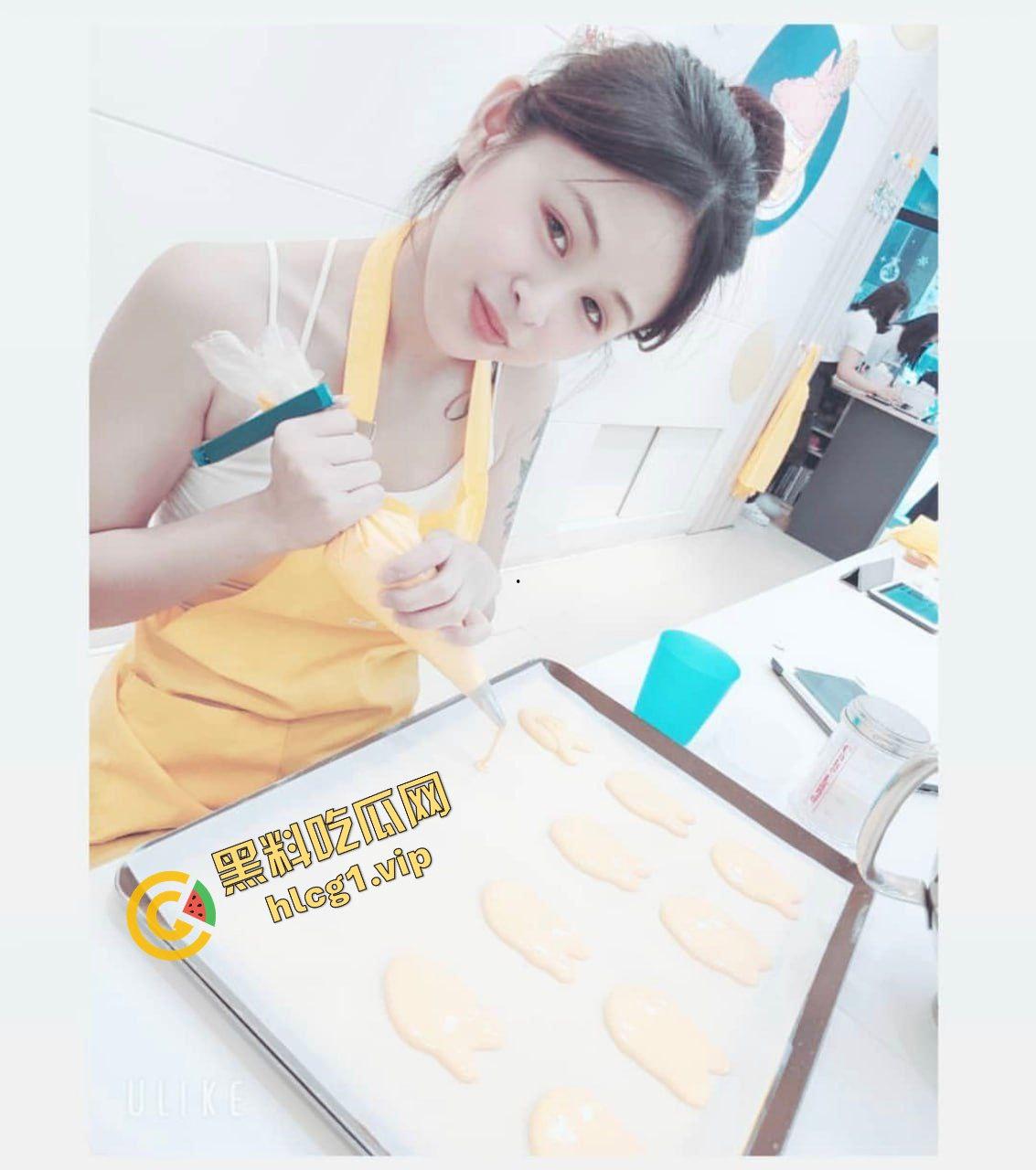 洛阳理工大学极品骚婊子『冯佩莹』尤物小炮台 粉逼贱脸 极致反差！