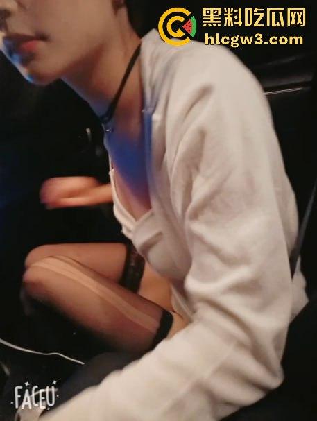 骚浪头牌技师舔得大哥嗷嗷叫!足交舔脚吞精湿透,车震玩出高难度姿势,女上位摇到灵魂出窍!