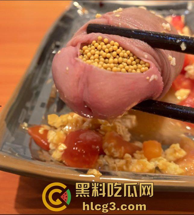 重口慎入!推特吃鸡巴博主【小变态来喽】真实吃肉棒 各种吃法 恶心至极!