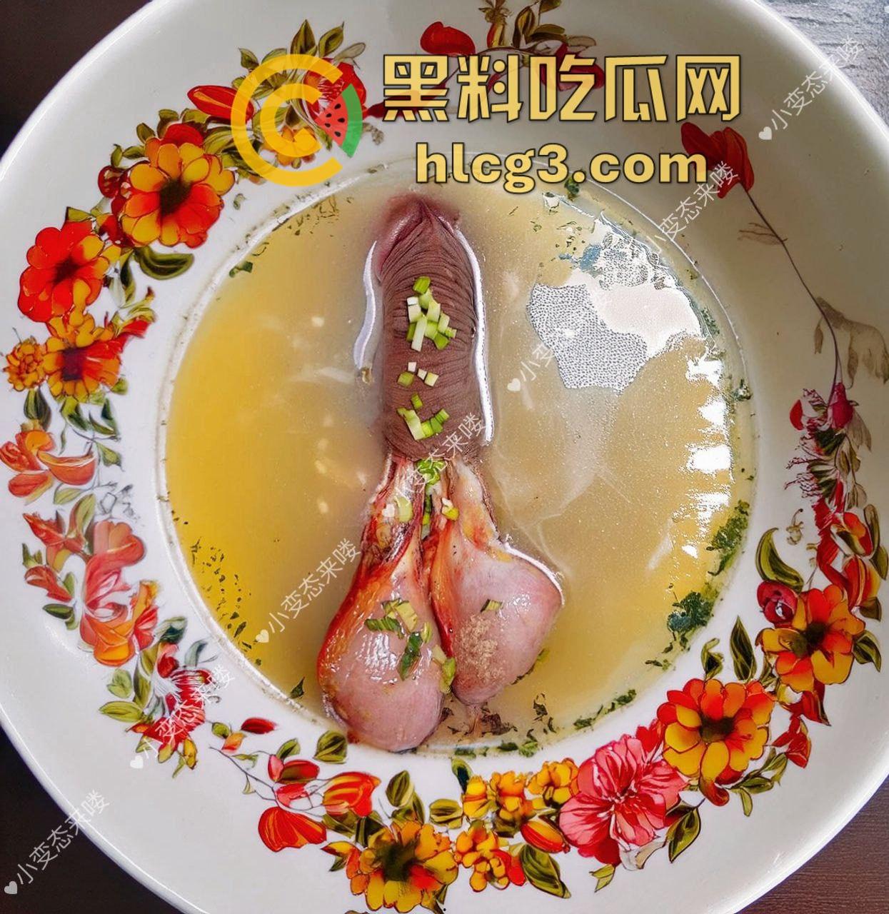 重口慎入!推特吃鸡巴博主【小变态来喽】真实吃肉棒 各种吃法 恶心至极!