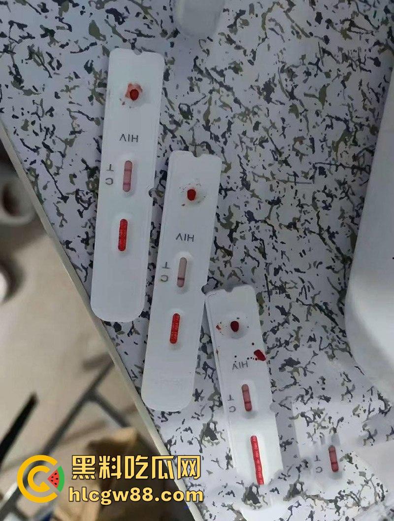 上海酒吧捡漏变噩梦!白丝学生妹李丹竟是生化母体,在校女大卖骚养生,炮王们怕是要躺平等通知了!