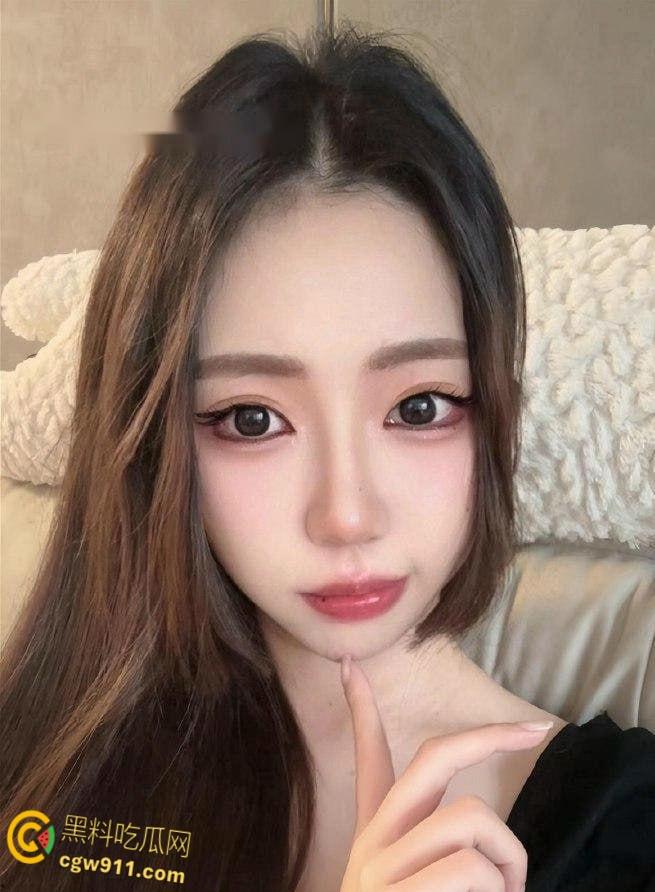 抖音擦边网红【立刻优】,榜一大哥定制视频曝光, 各种情趣装诱惑摇摆,翘臀美乳让人欲望爆棚惑 !