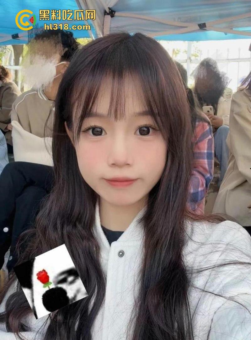 乖巧可爱学生妹还是遭黄毛得手,与小伙无套性爱露脸口交,我还是想不通!我到底是输在什么地方!