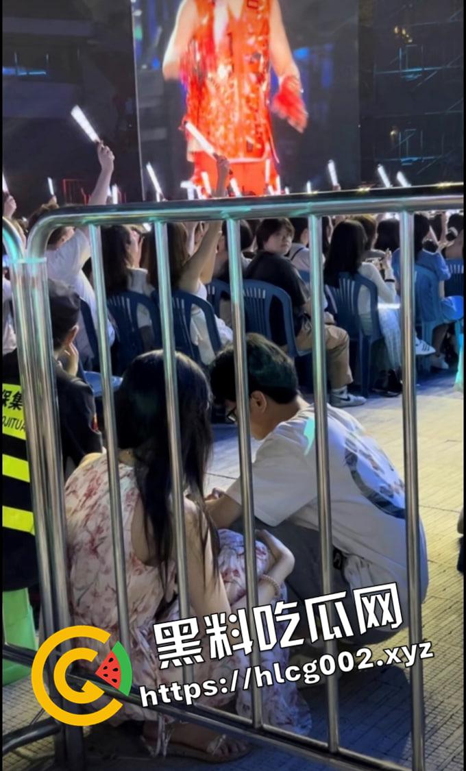 薛之谦重庆演唱会再现顶级沸羊羊!女生当众否认男生陪同 抖音号小五仁涨粉二十万 微信被爆出 真叫她玩明白了