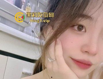 瓜友爆料约了个技校02年清纯妹,外表无辜其实援交老司机!那叫声简直让人顶不住!