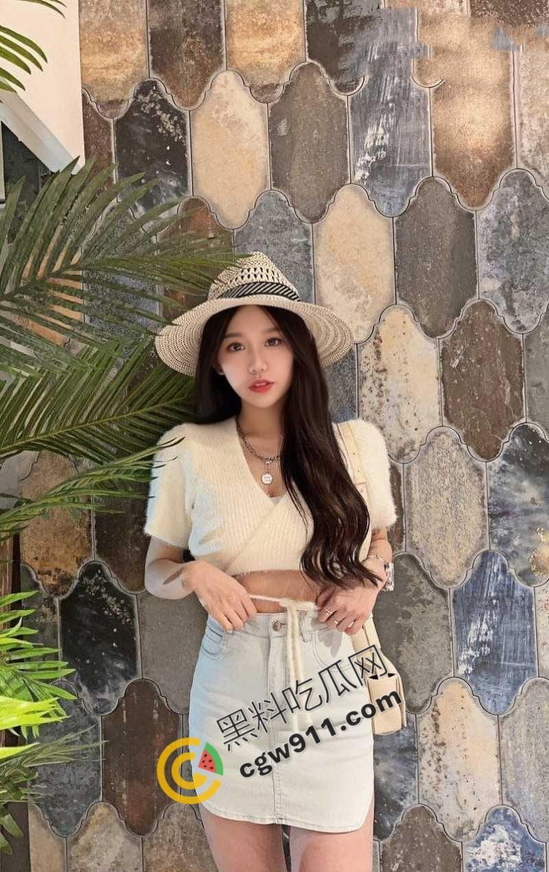 南京理工大学校花【谢悠然】魅惑金主！魔鬼身材惊天巨波，湿滑骚穴尽情取悦，夜夜春宫淫声不断！