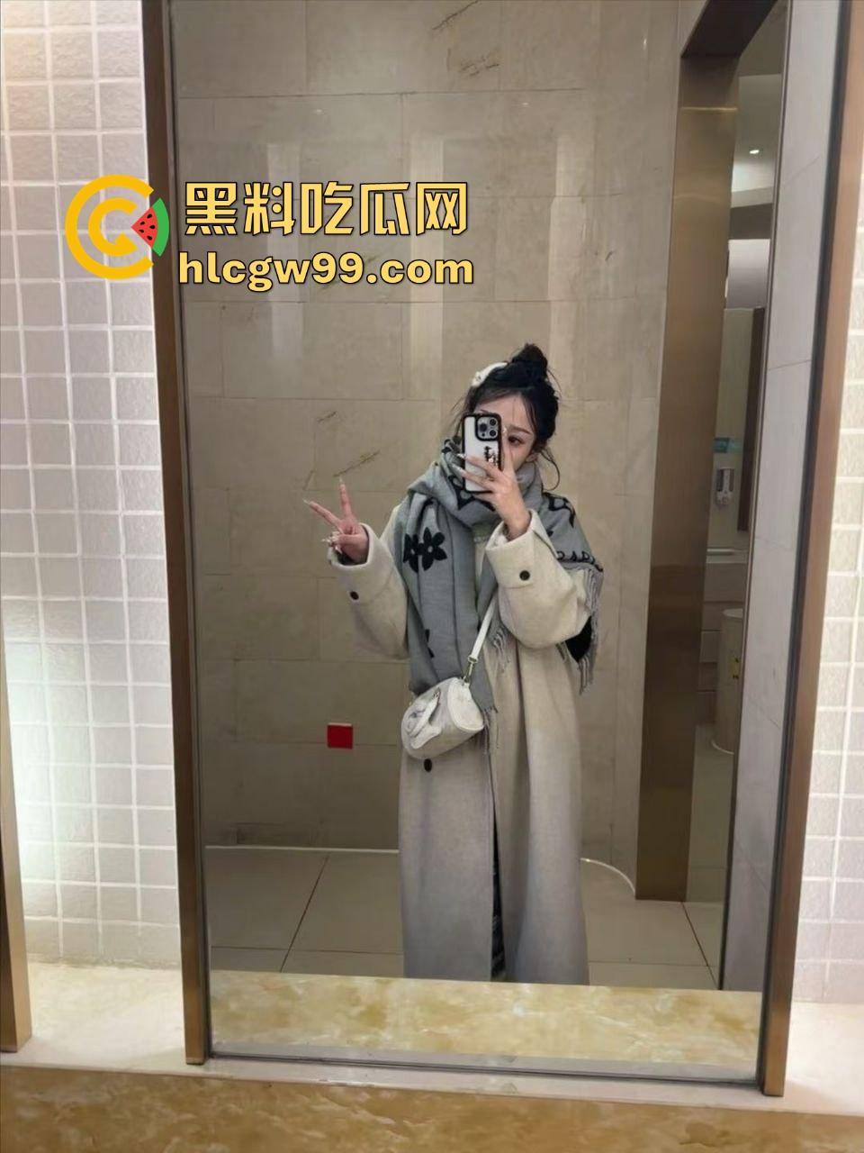 偷拍技术天花板,山西哥们跟踪前女友开房,全程偷拍她和现男友翻云覆雨,角度刁钻精准到像开了透视挂!