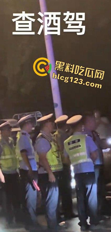 临沂郯城惊现硬核酒驾!司机拒不配合,交警无奈砸玻璃强制处理