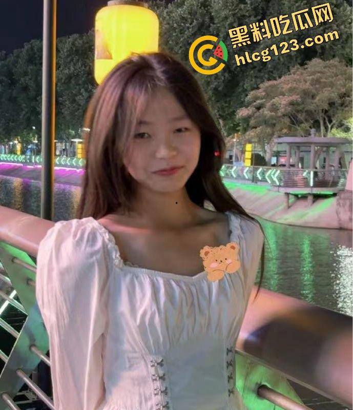 佛山卫生职业技术学院女生谢婉婷被曝全裸后入式校园爆红!