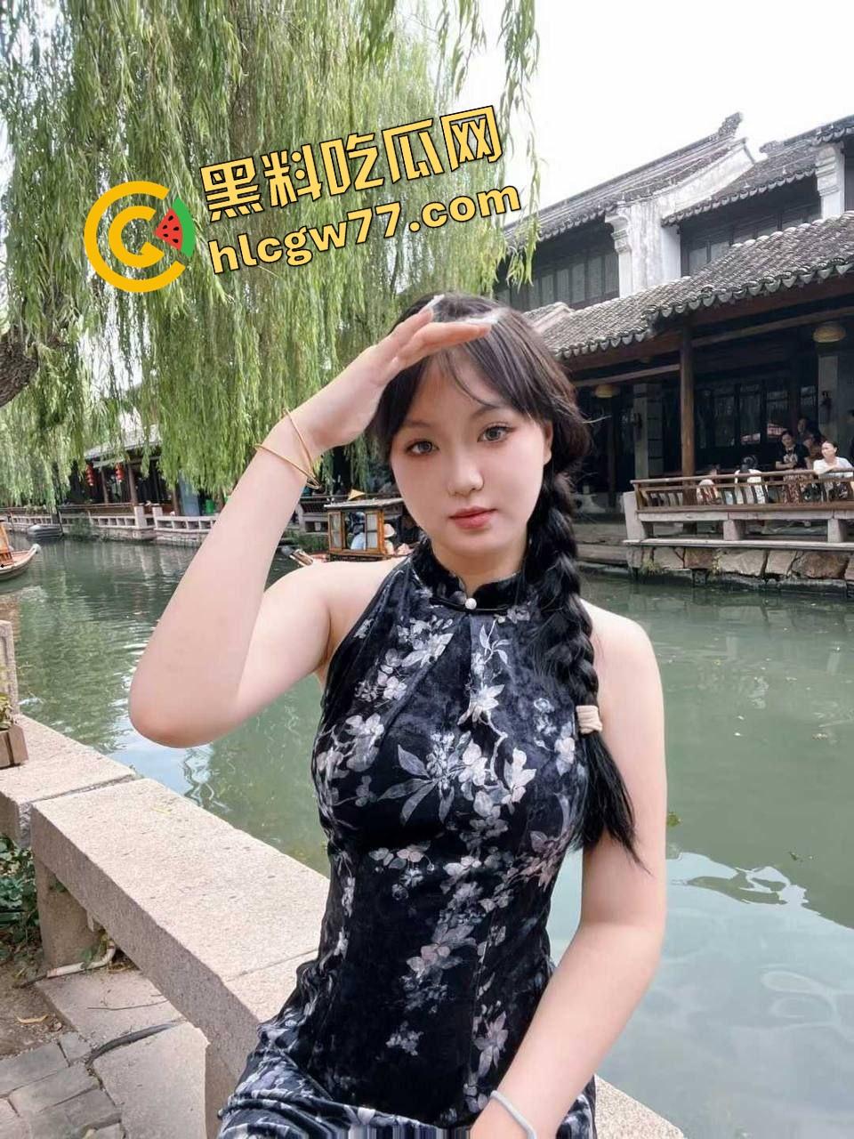 这逼脸蛋太不配了,川音第一校花【林初霏】被玩成肛交性奴,被富二代爆肛调教,屁眼松得能塞瓶盖!