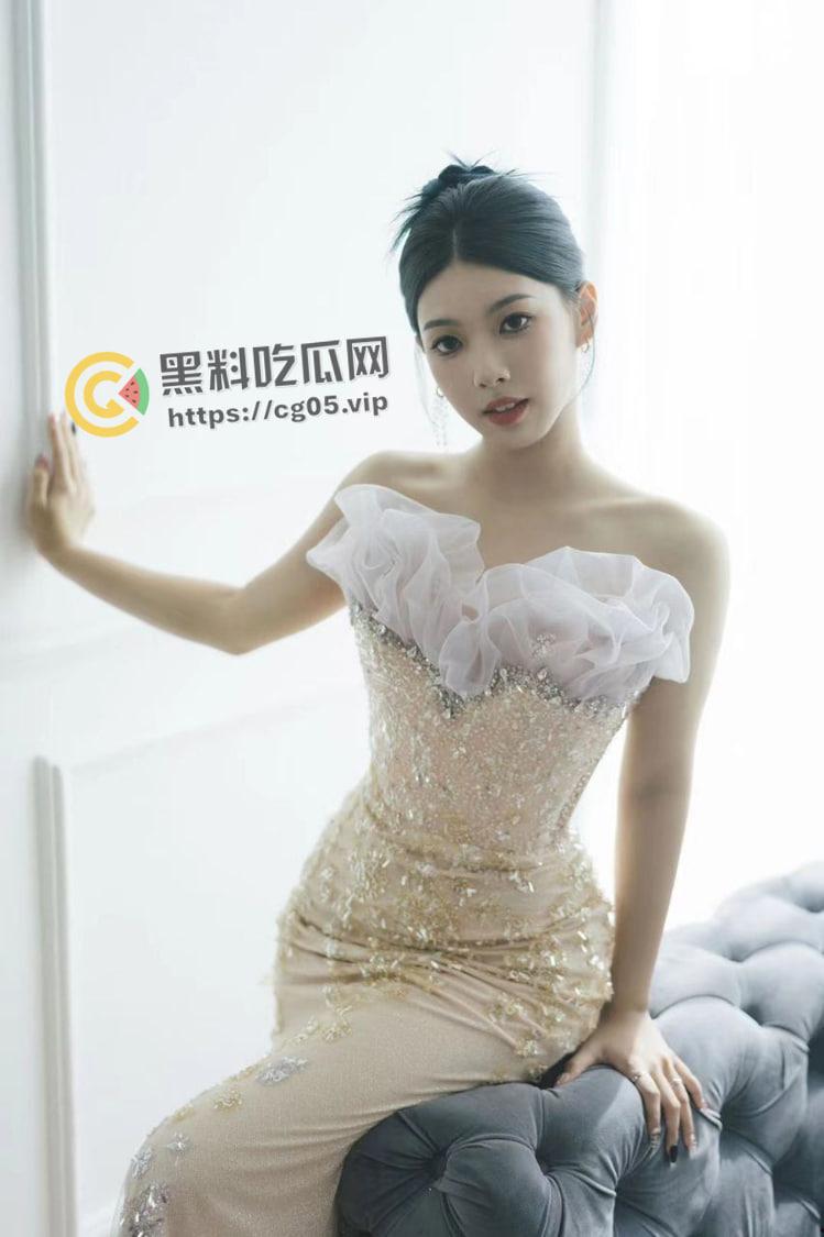 福建泉州大学生 张钰涵 音乐舞蹈学院肥臀母狗 欠操欠轮欠调教 最喜欢被狠狠扇屁股 私密视频被男友流出