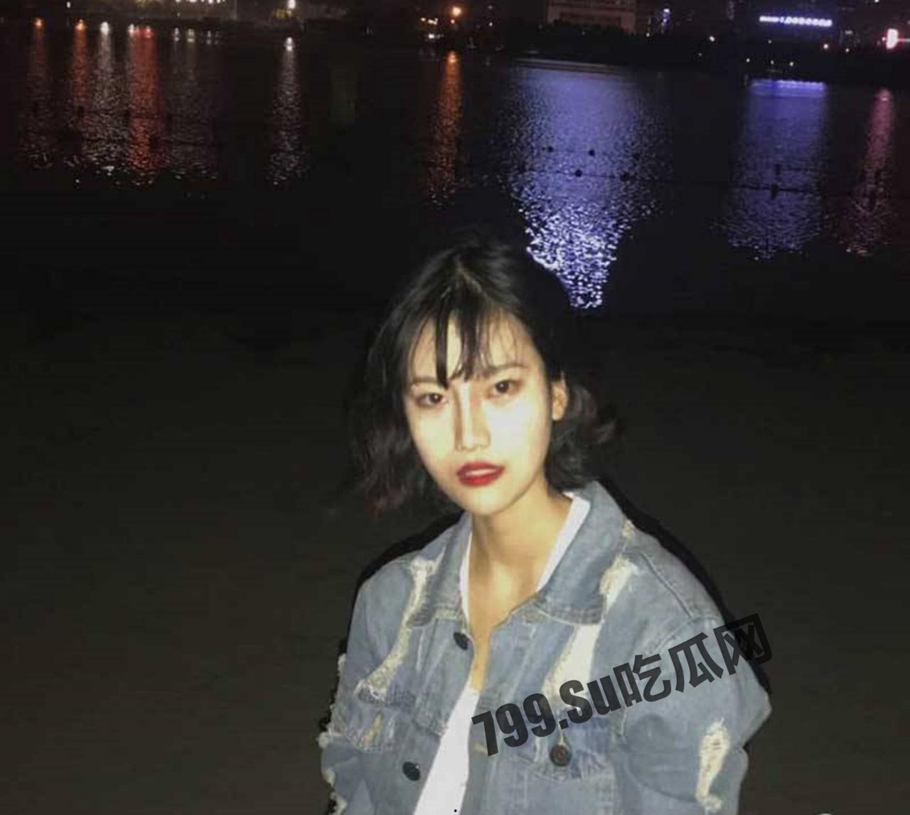 云盘泄密 合肥大一学妹 张雨凝 和男友啪啪视频流出 各种调教超骚对白！年轻就是好 随时随地干她一炮