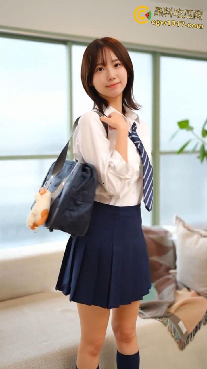 日本福利姬【Kahotann】,粉嫩少女褪去可爱睡衣,露出可爱白虎嫩穴,挺拔酥胸诱惑撩人,自慰淫叫反差拉满!