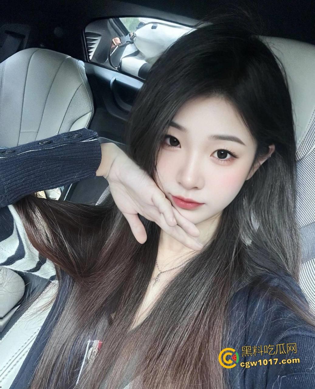 约炮大神【大庆哥】,楼道猎艳刚刚毕业小女奴,全裸跪地卖力口交羡慕死人,无套抬腿后入爆操,又一条小母狗诞生!