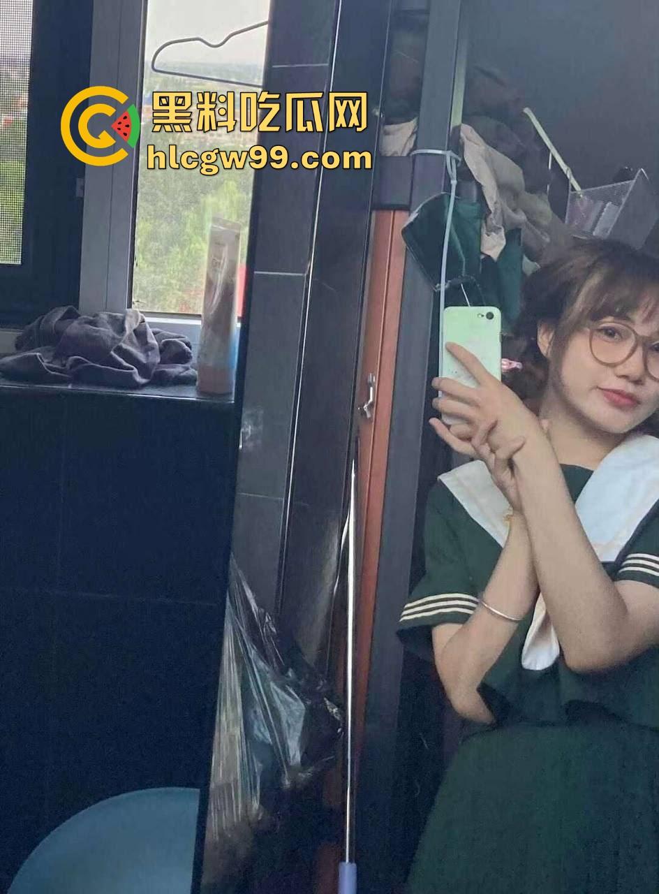 舔逼实战教学，网上约的学生妹『 王腩』开学前最后一炮，外翻馒头小穴舔到嘴麻，舔功不到位都不配做人上人！