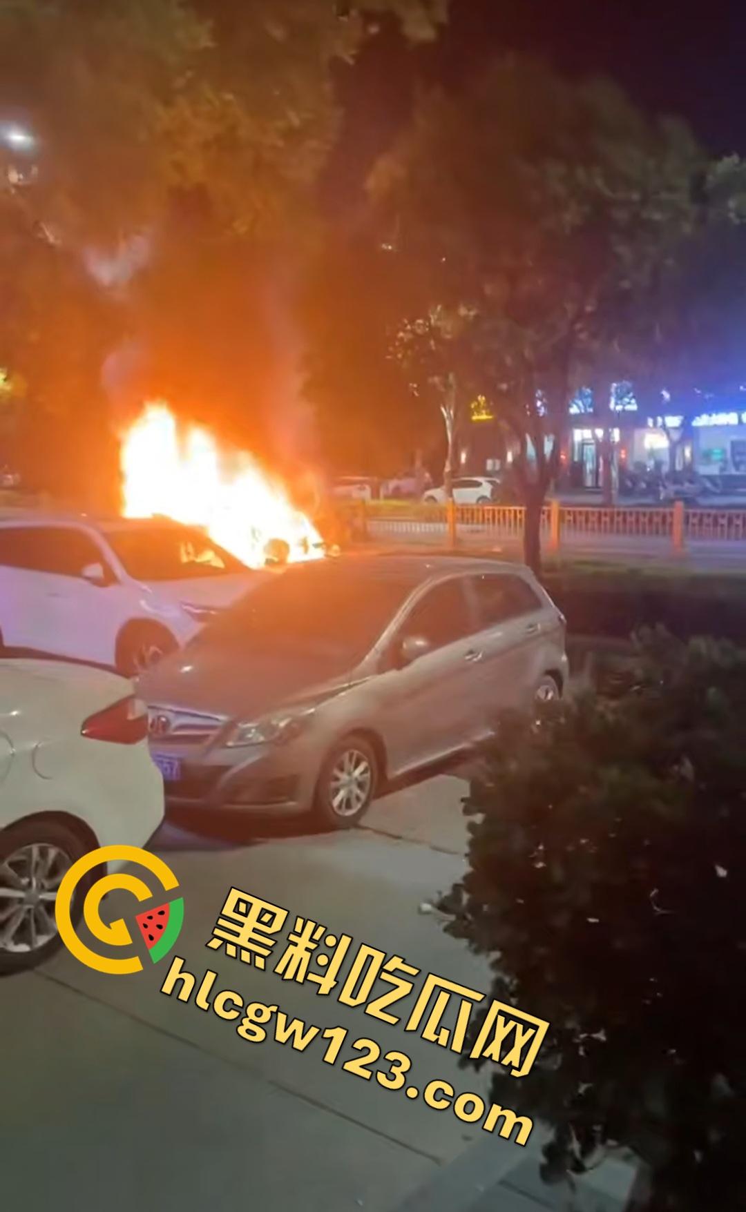 山西运城大哥刚嫖完娼就车祸?大哥刚灌完洗浴妹子出门,立马醉驾奥迪A6猛撞垃圾车!