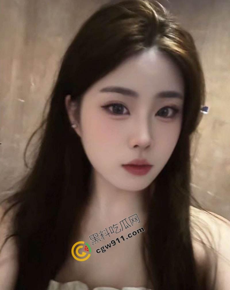 江苏上饶台球助教【张琳琳】真面目揭露：大奶翘臀镜前被金主掐脖后入爆操，高清露脸野性激情视频惊爆网络！