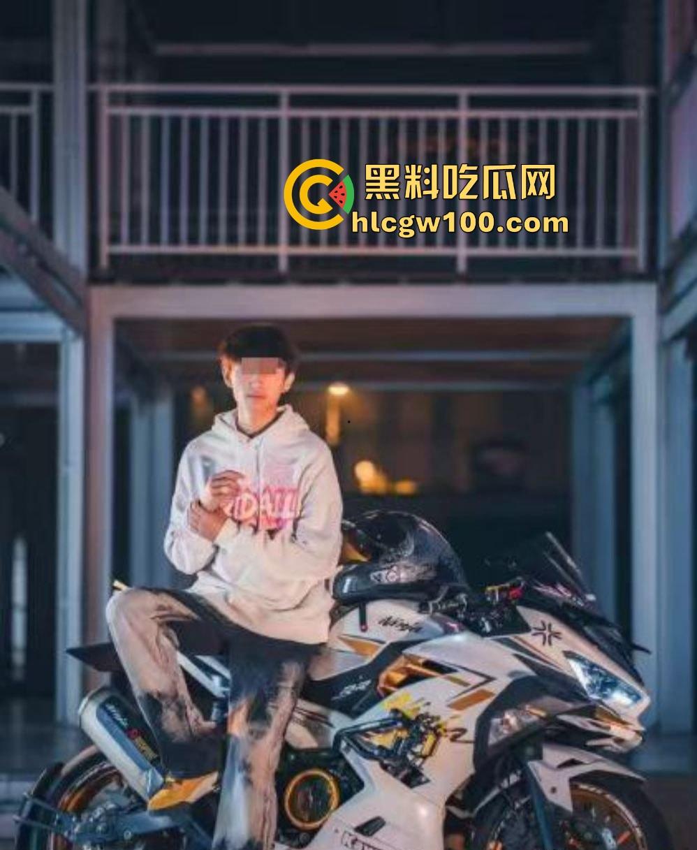 机车圈小白脸【吴致远】被锤翻,软饭吃到女友家里,出轨视频+聊天记录曝光,脚踏N船的骚操作终极拉胯!