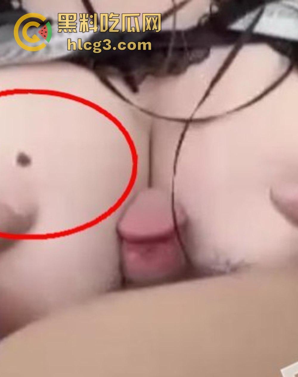 抖音巨乳网红『多肉大白兔』天台露出口交乳交视频!极致性爱场面火爆全网!