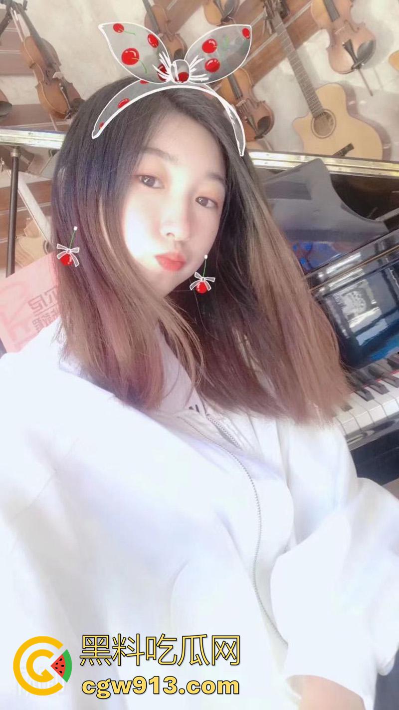 曝光辽宁营口人妻【迟媛媛】,半夜户外找陌生人口交,最多时曾1v7体验精液敷脸,这老公真是绿没边了!