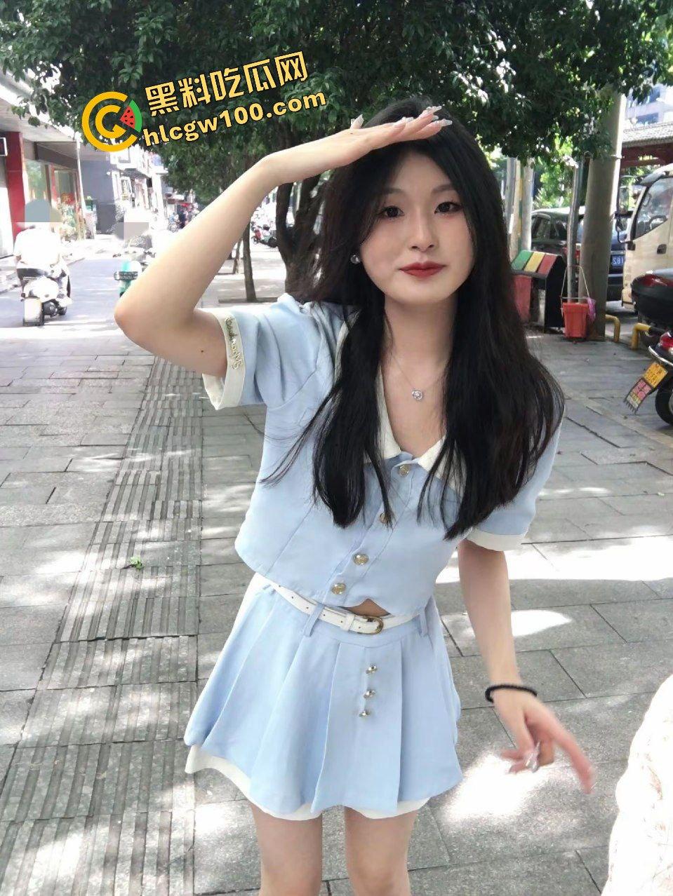 抖音永州职业长腿尤物反差学生婊『听.』周末约炮健身房猛男 抬起美腿猛怼摸臀后入!原创独家曝光流出!