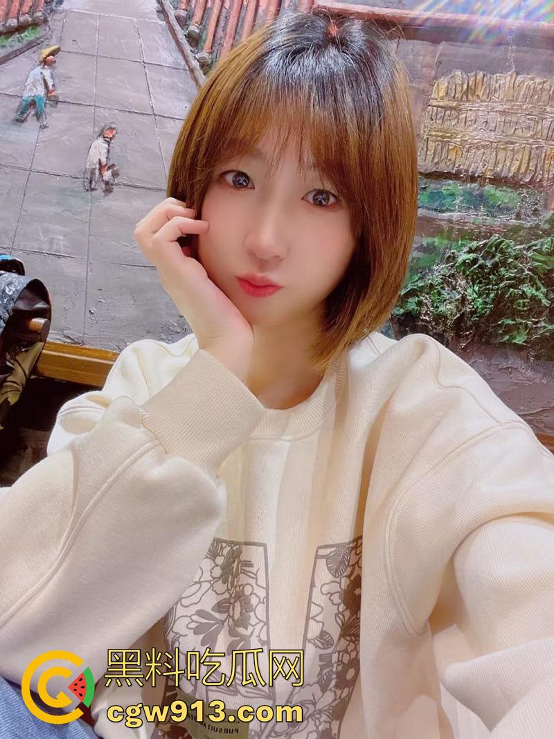 曝光辽宁营口人妻【迟媛媛】,半夜户外找陌生人口交,最多时曾1v7体验精液敷脸,这老公真是绿没边了!