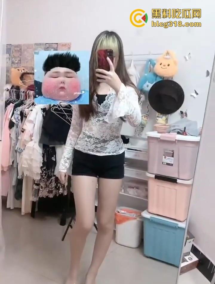 广西精神小妹【林雨夕】自慰视频曝光,好哄的社会小妹,随便聊聊就发私密视频照片,巨嫩无比小骚货一枚!