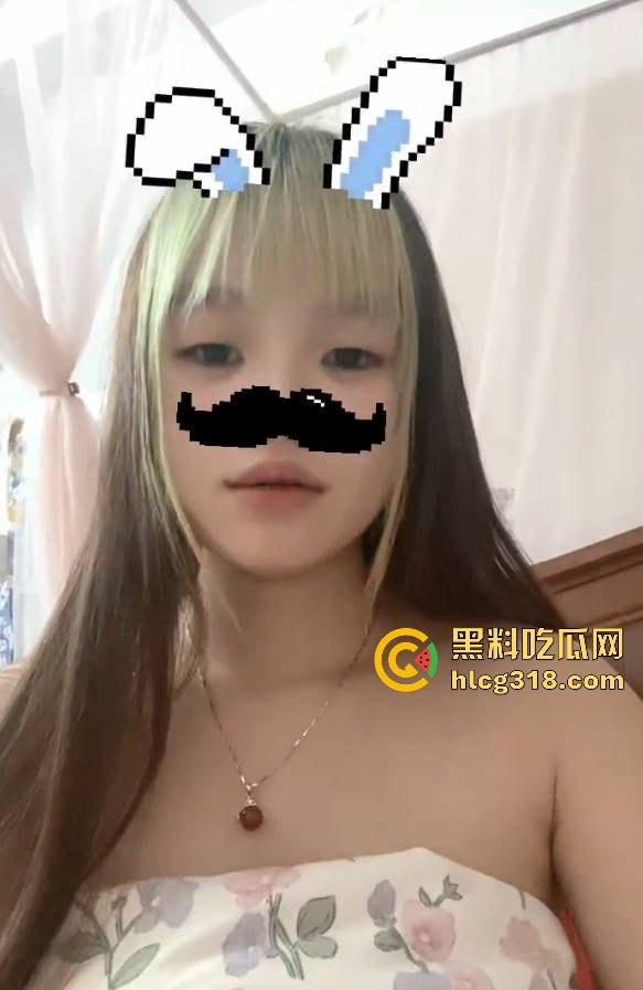 广西精神小妹【林雨夕】自慰视频曝光,好哄的社会小妹,随便聊聊就发私密视频照片,巨嫩无比小骚货一枚!