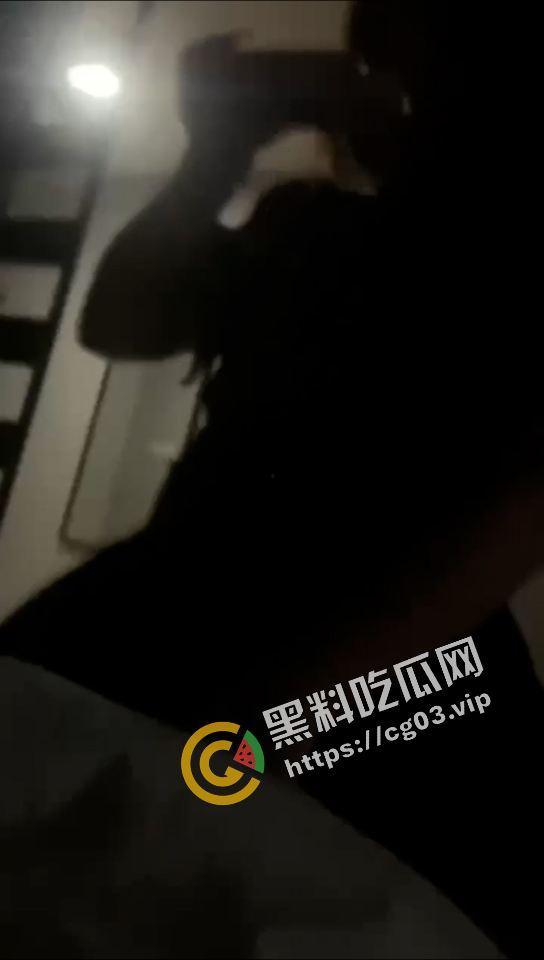 无锡 烧鸡【杨安妮】 高p照骗嫖客 货不对板 把哥们吓痿了