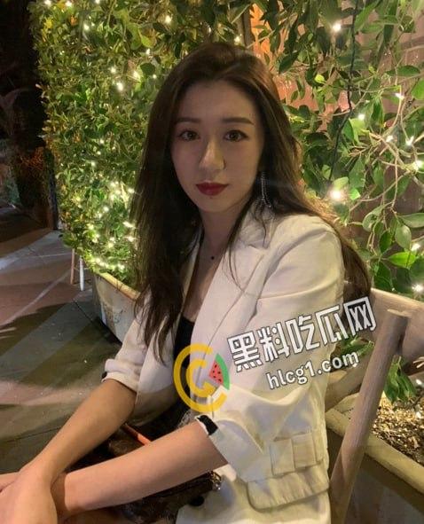 江苏大学高颜值女神和金主爸爸的大尺度自拍泄密 极品身材 真应了那句 她腿比我命都长