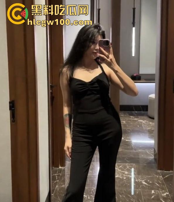 抖音网红【小猪Sss】又当又立,性骚扰上海MAX酒吧DJ被拒,恼羞成怒写小作文网爆人家,真是丢尽国人脸!