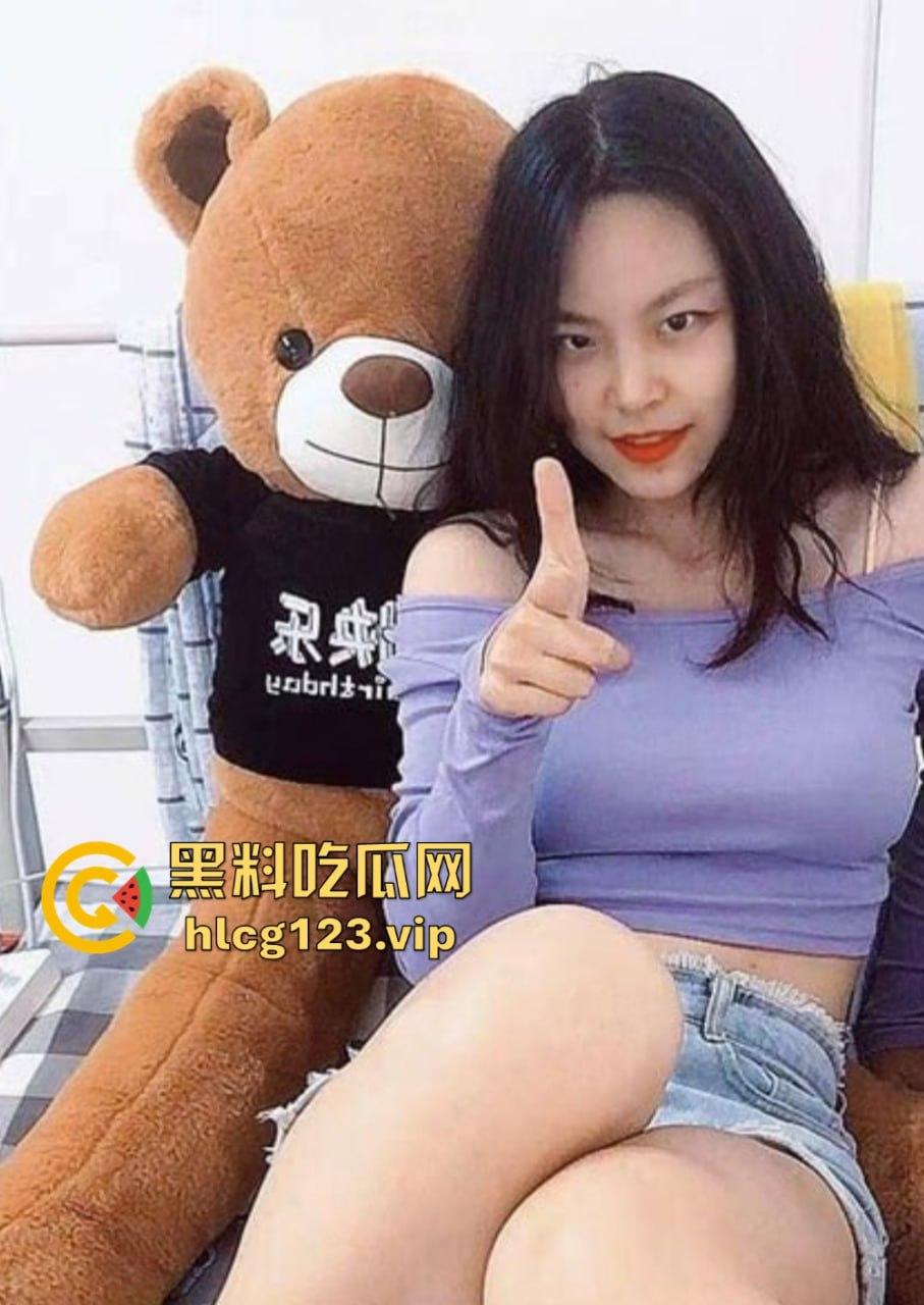 宁夏职业学院反差女学生『曹林子』性爱视频曝光！甜美外表全方位无死角舔弄肉棒！后入抽插呻吟不断！