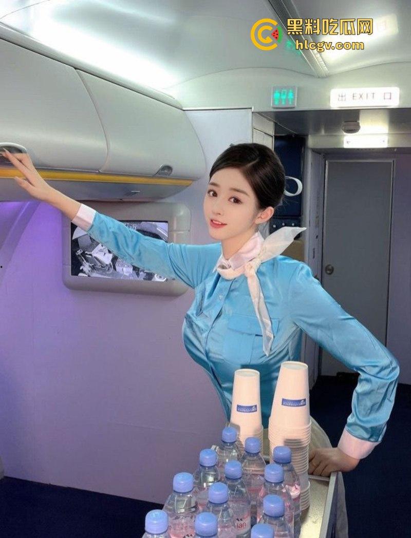 约炮航空反差空姐【刘语蕾】肉丝美腿丝袜脚 私密视频流泄