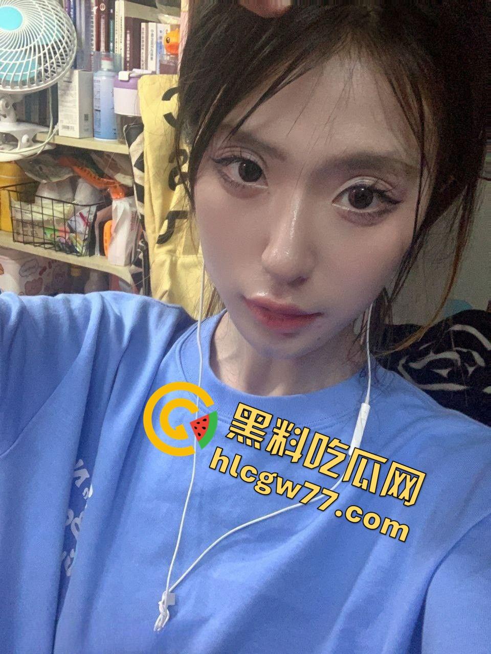 长沙学姐化身肉便器！小母狗滴蜡，嫩逼被爆射满臀如牛奶，怒吼渣男不内射真废！