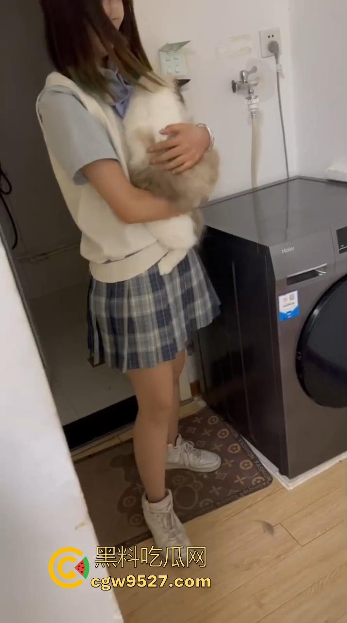 咱就是说能吃上这么极品的清纯萝莉,全靠我马嘉祺哥哥!个人骚舞把迷妹性欲都勾出来了,得不到哥哥就随便找个屌!