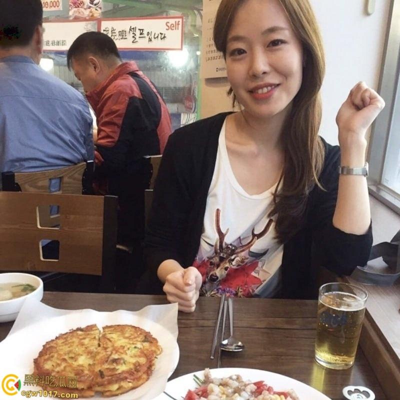 国家电网女员工【沈雨】气质少妇私下约炮成瘾,大量性爱自慰拍摄流出,看得让人欲罢不能!