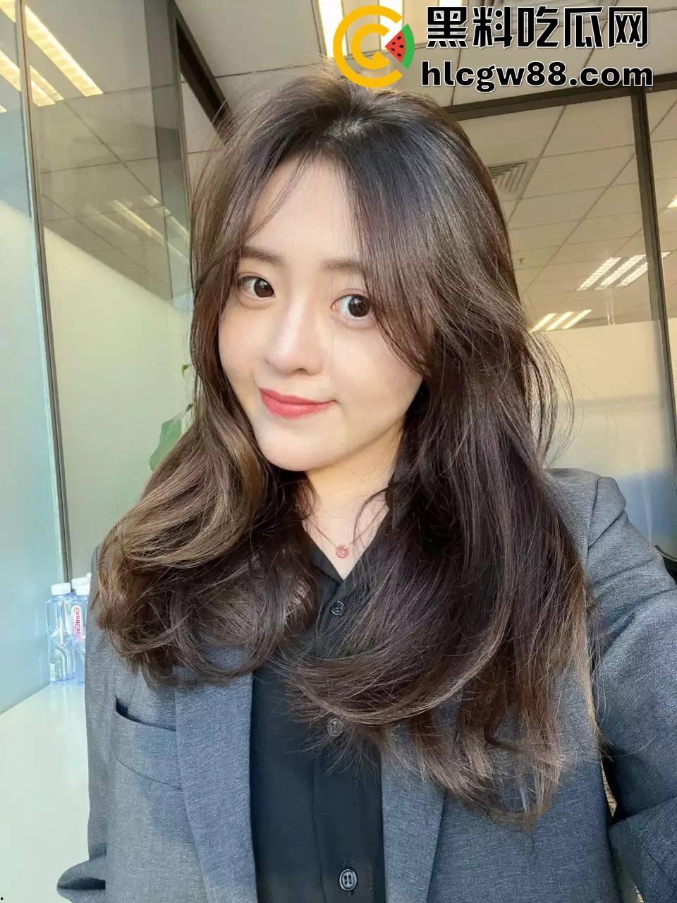 河北瓜友自曝极品前女友，粉嫩美鲍一手可握的大奶，床上会吃会叫骚得没边，如今成了谁的专属母狗？